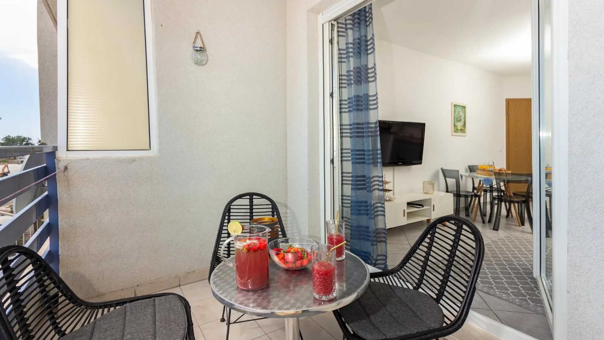 Apartment Beach Znjan  Split